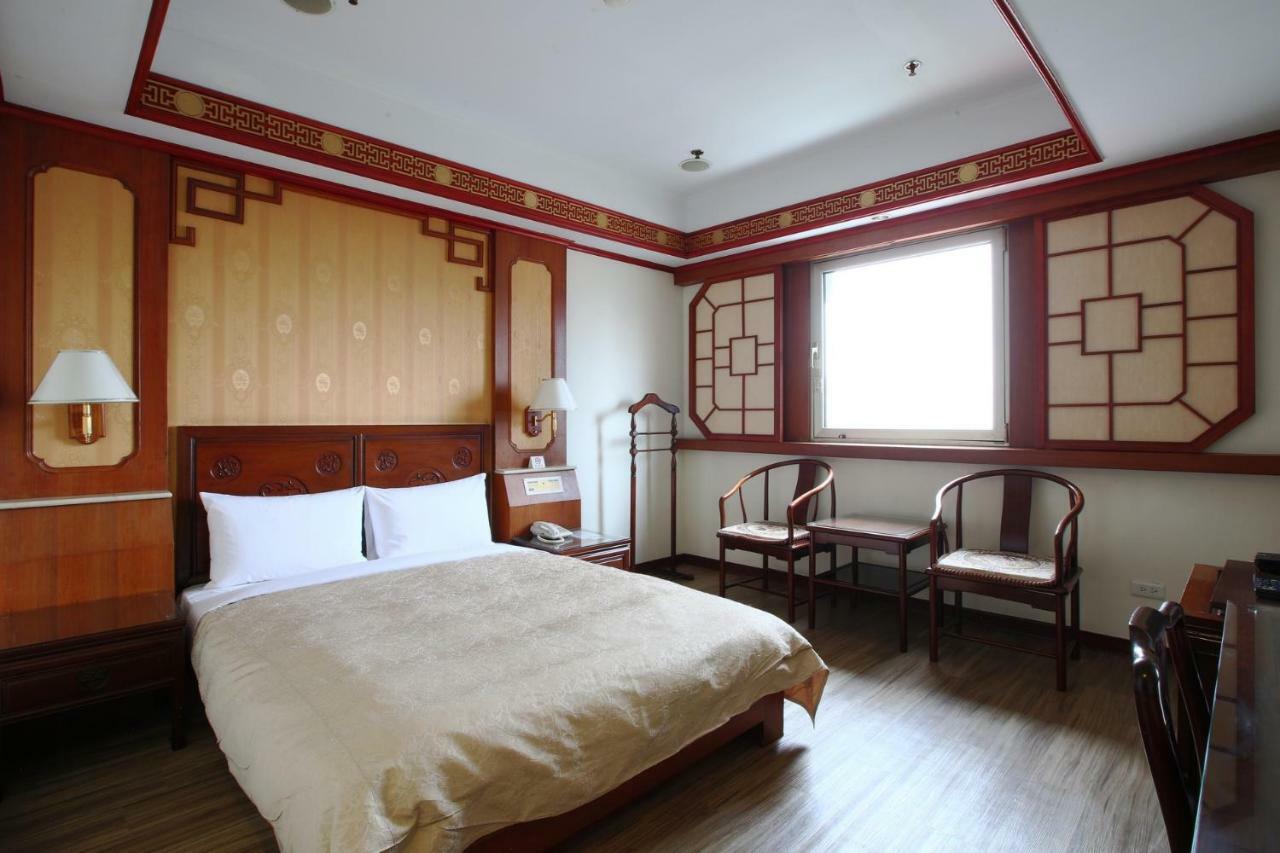 Hua Du Hotel Keelung Exterior foto